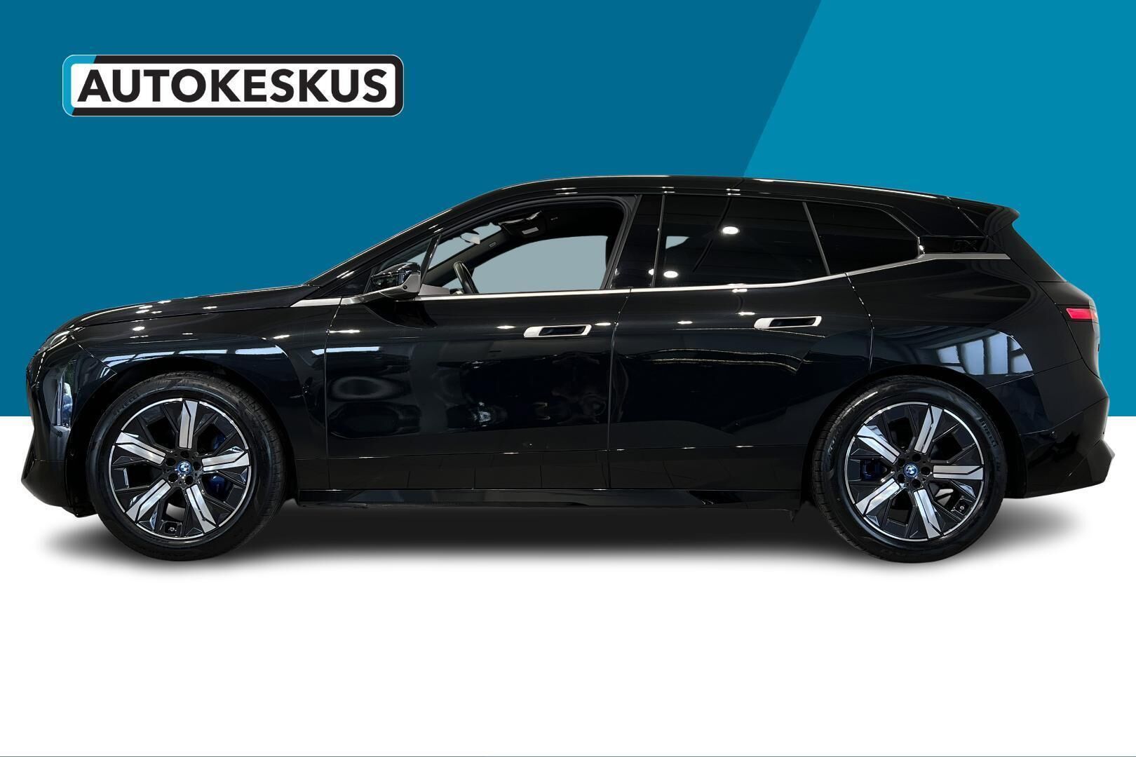 BMW IX iso kuva 24