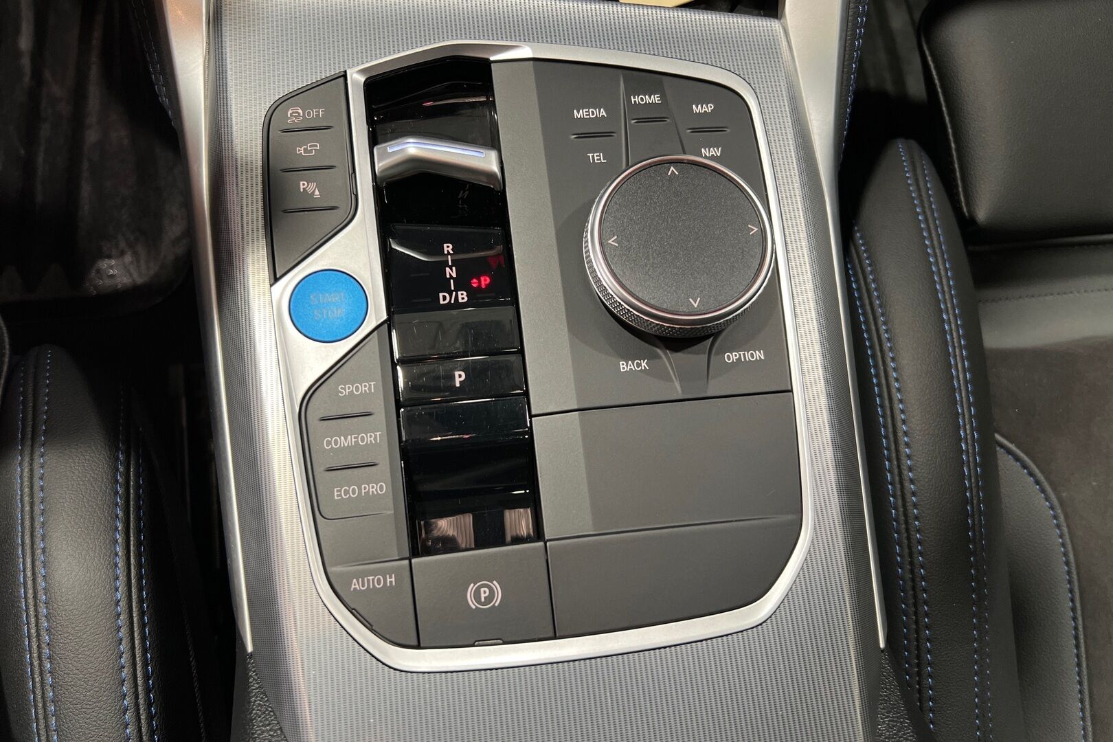 BMW I4 M50 iso kuva 5