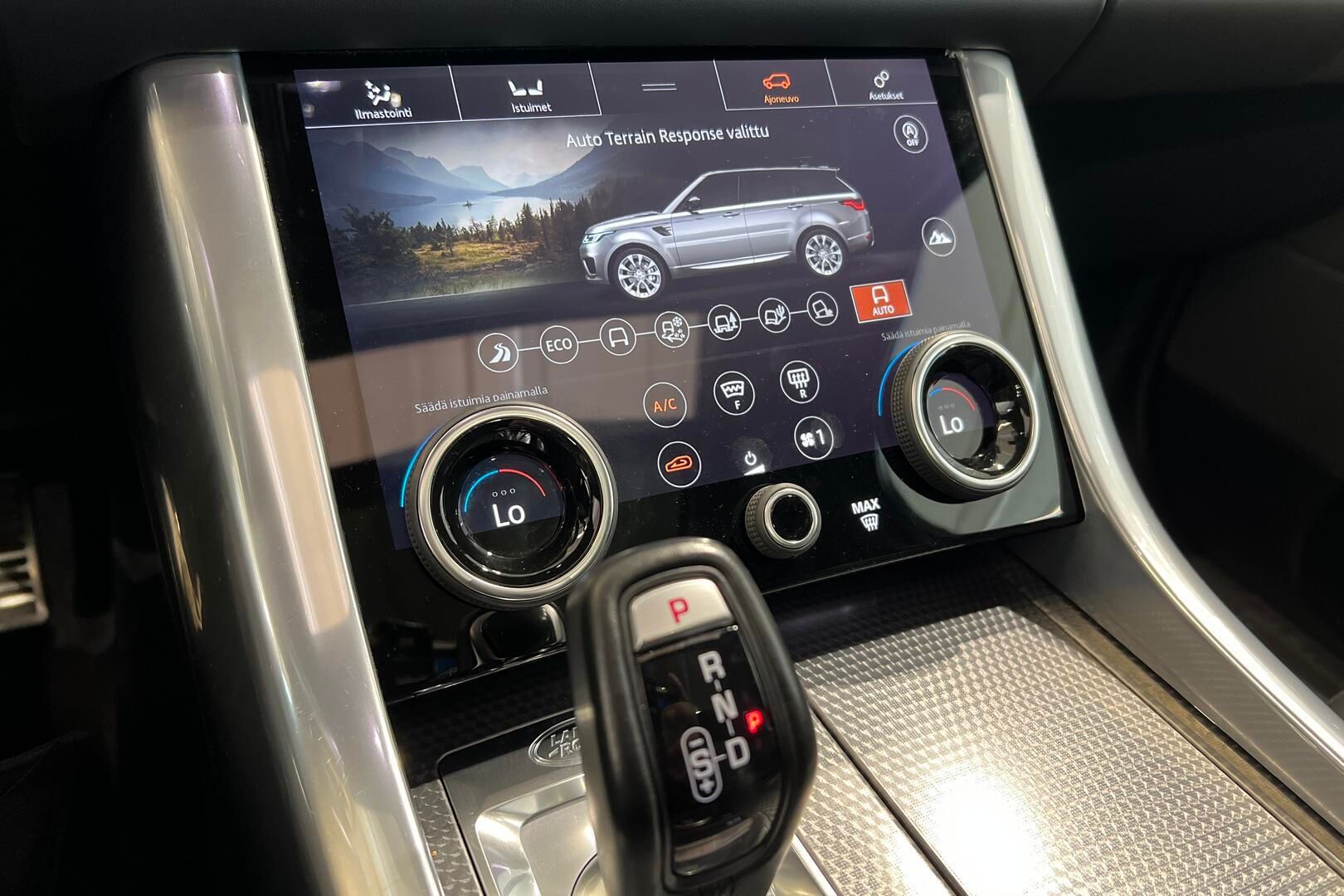 Land Rover Range Rover Sport iso kuva 17