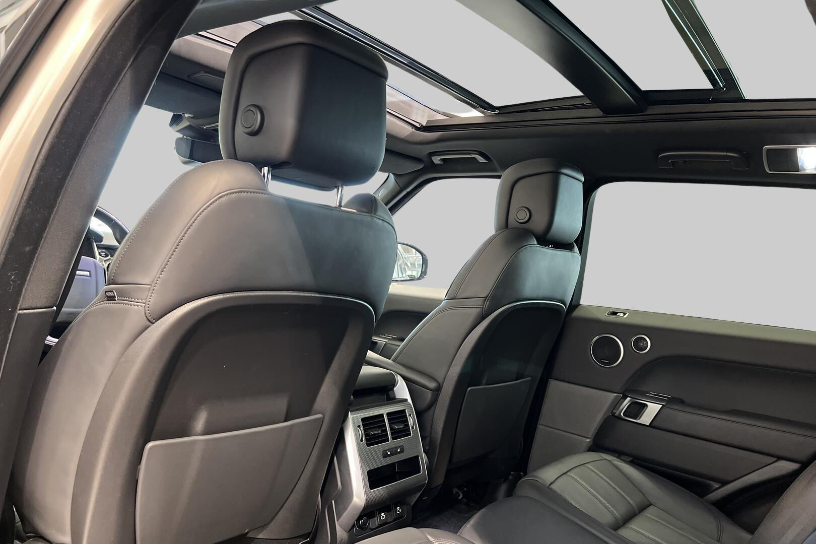 Land Rover Range Rover Sport iso kuva 37
