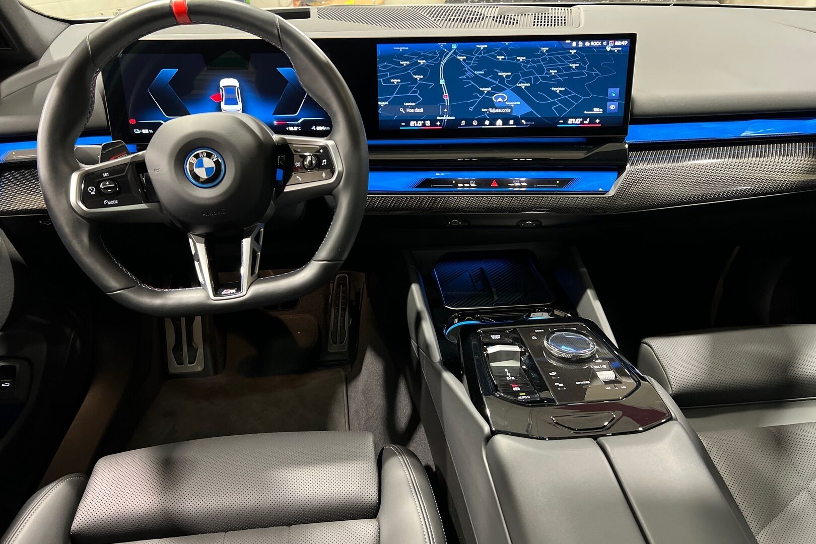 BMW I5 M60 iso kuva 14