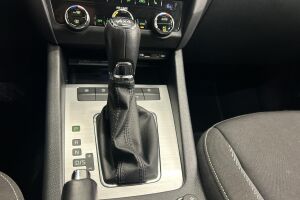 SKODA OCTAVIA esikatselu 19