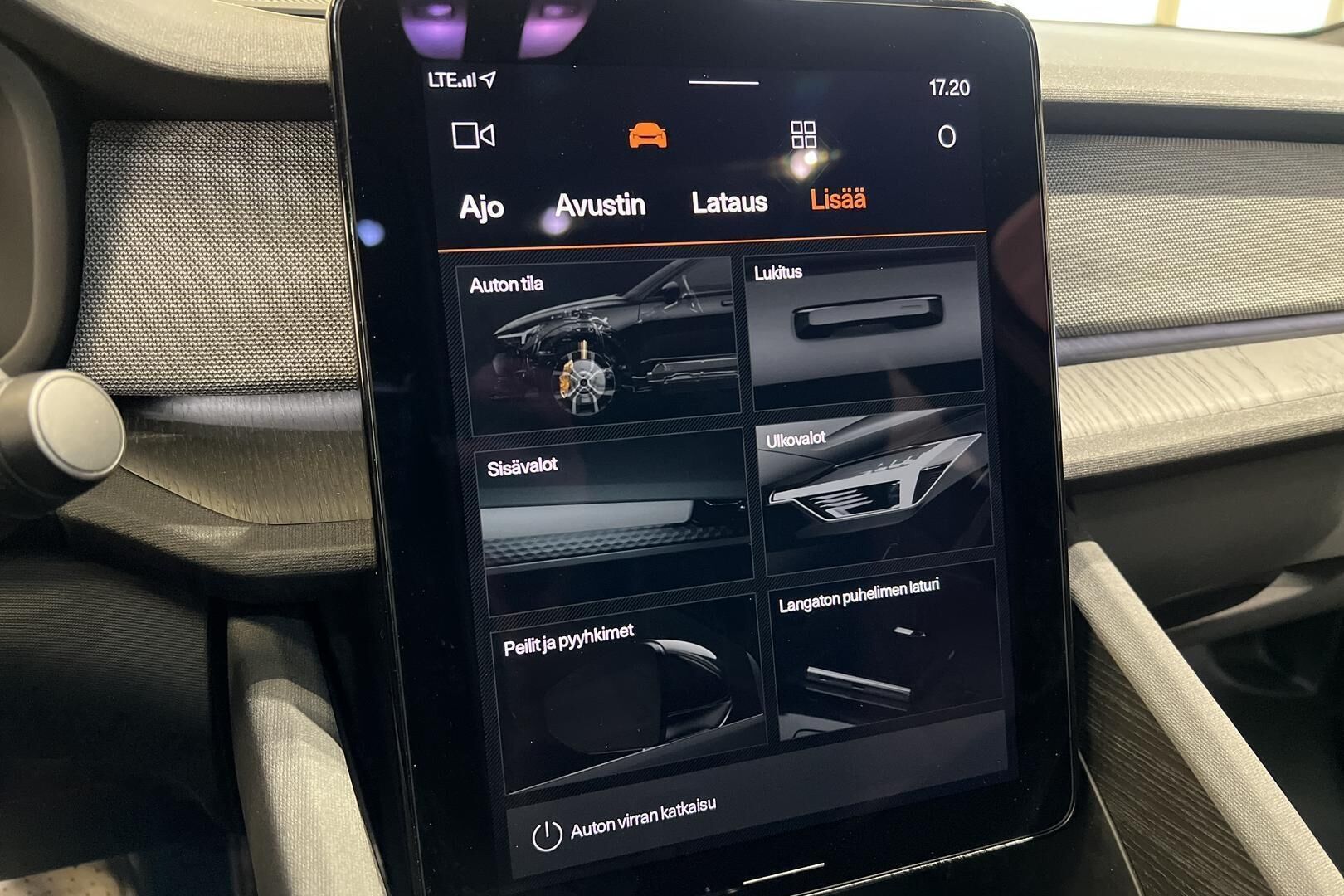 POLESTAR 2 iso kuva 18
