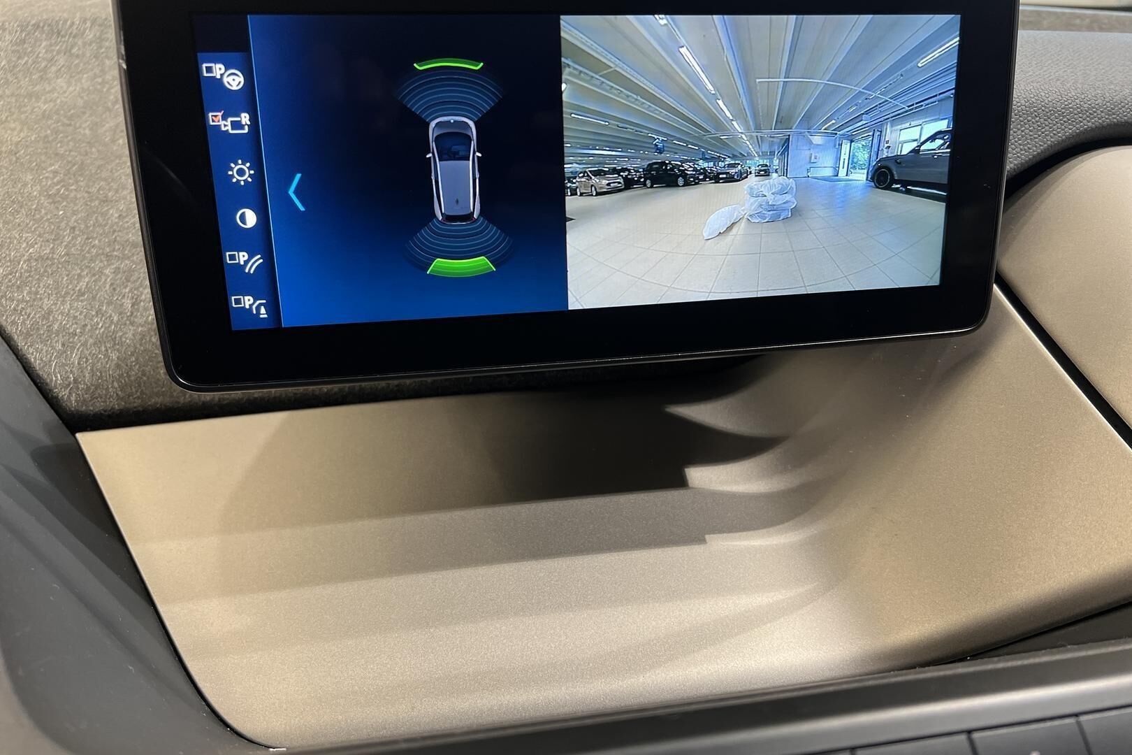 BMW I3 iso kuva 23