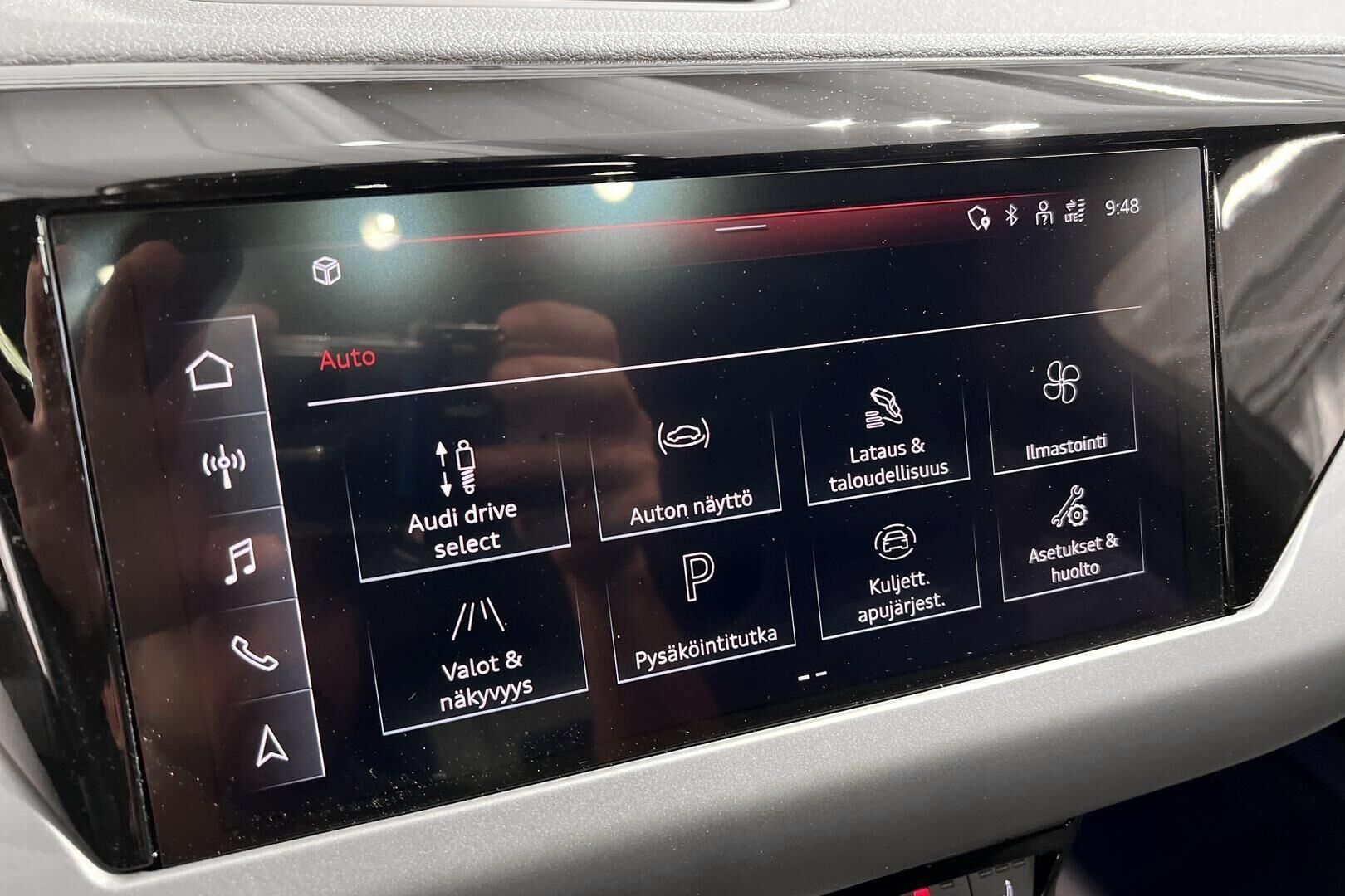 AUDI E-TRON GT iso kuva 16