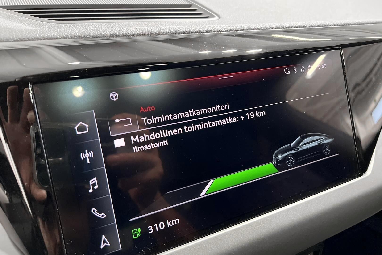 AUDI E-TRON GT iso kuva 18