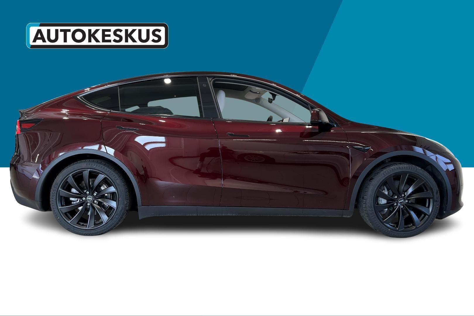 TESLA MODEL Y iso kuva 3