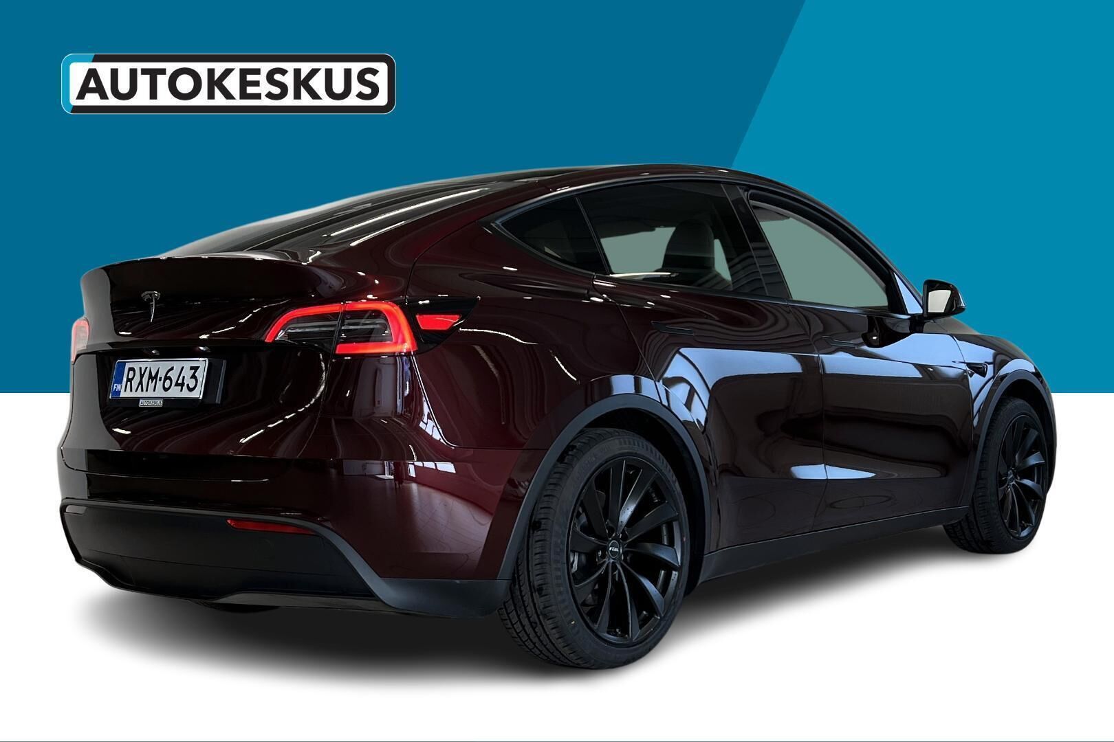 TESLA MODEL Y iso kuva 4