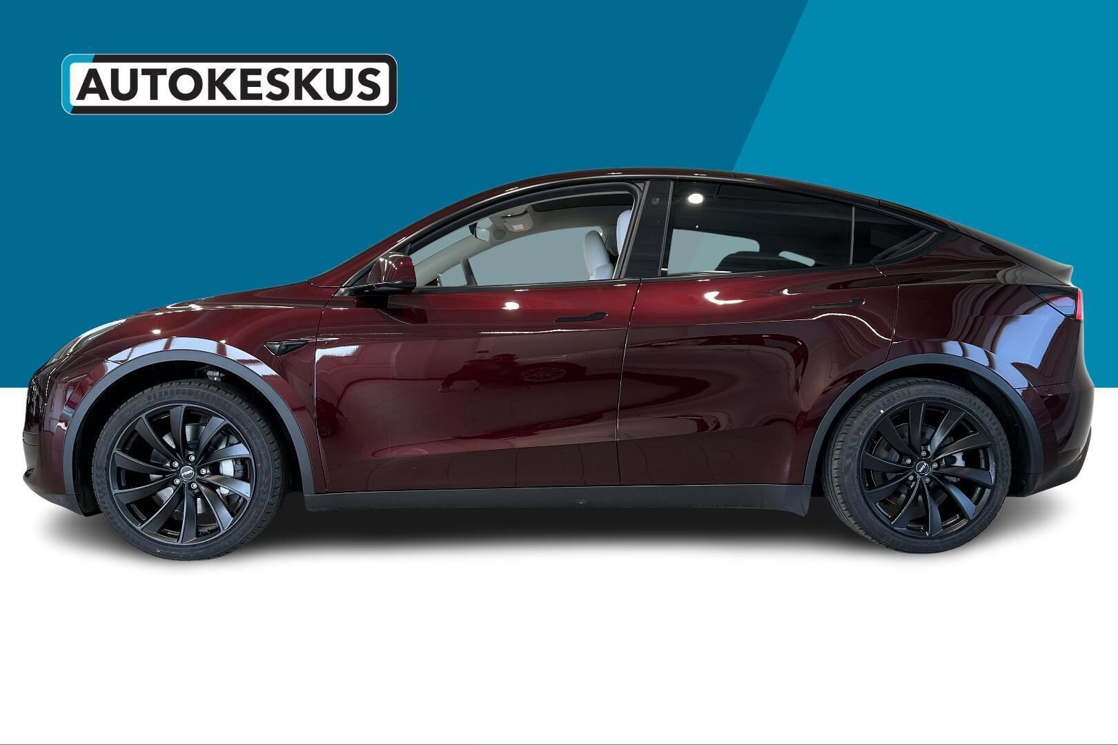 TESLA MODEL Y iso kuva 7