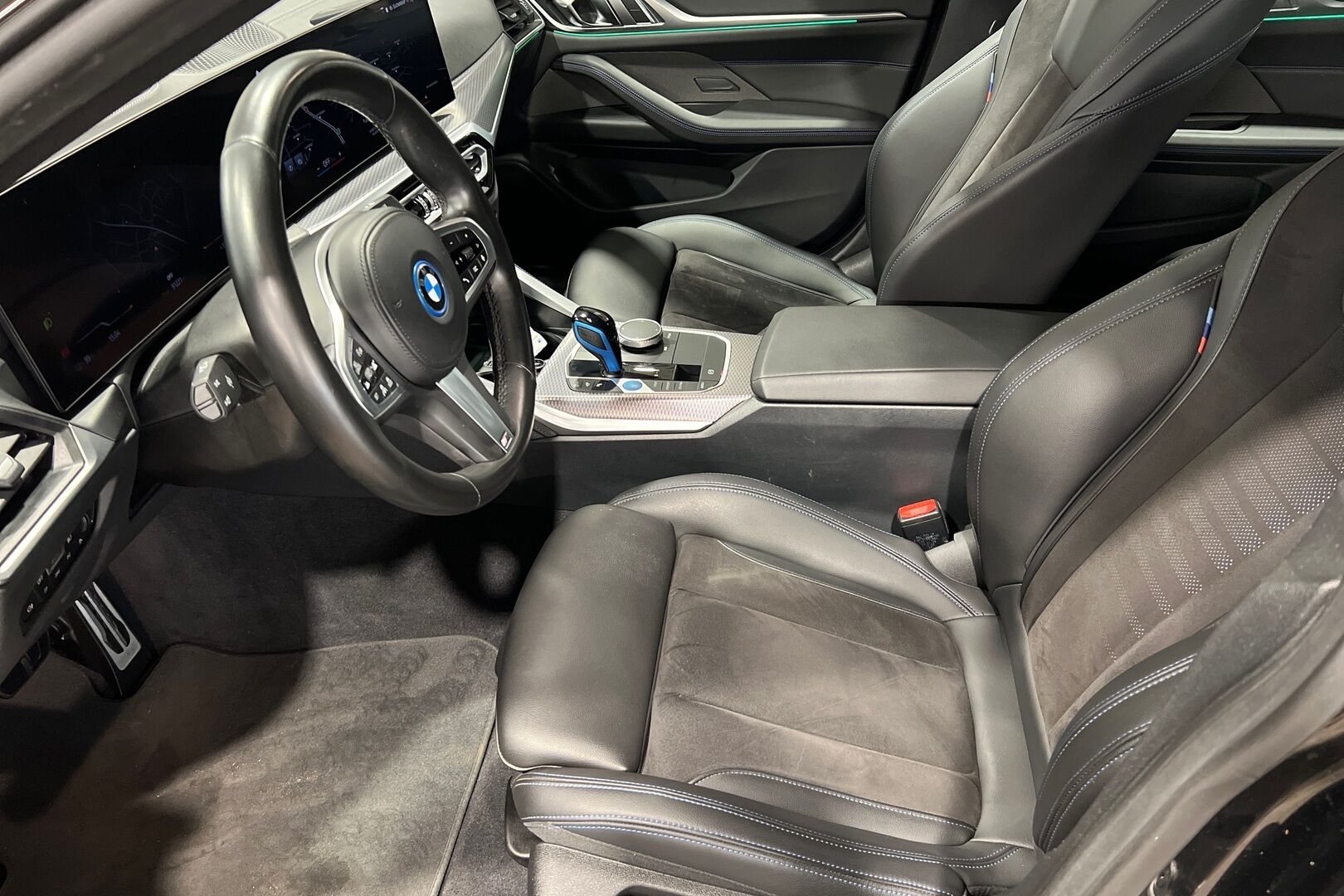 BMW I4 iso kuva 4
