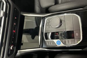 BMW I4 esikatselu 17