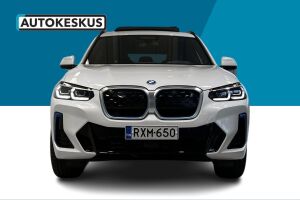 BMW IX3 esikatselu 1