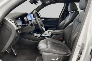 BMW IX3 esikatselu 7