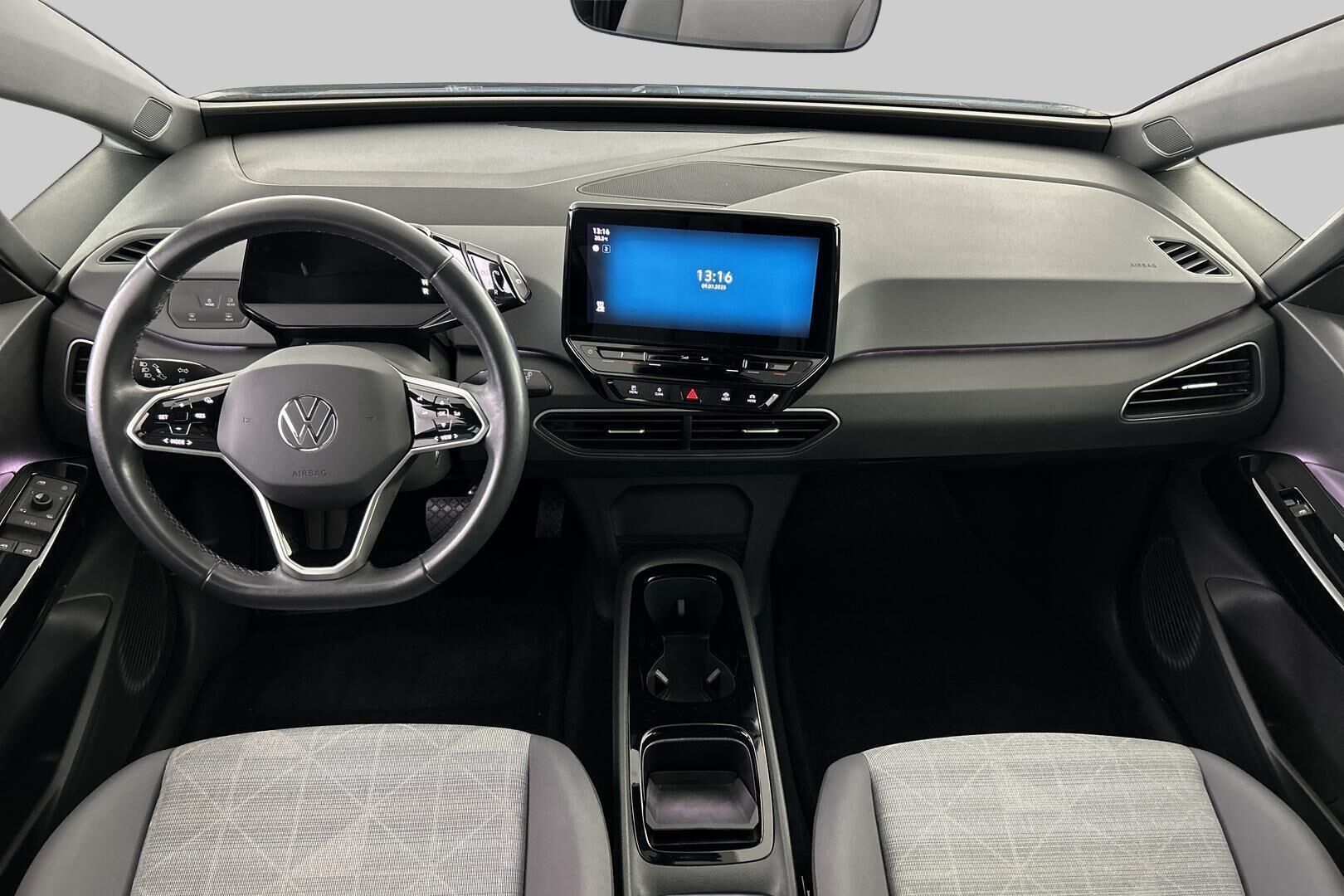 VOLKSWAGEN ID.3 iso kuva 10