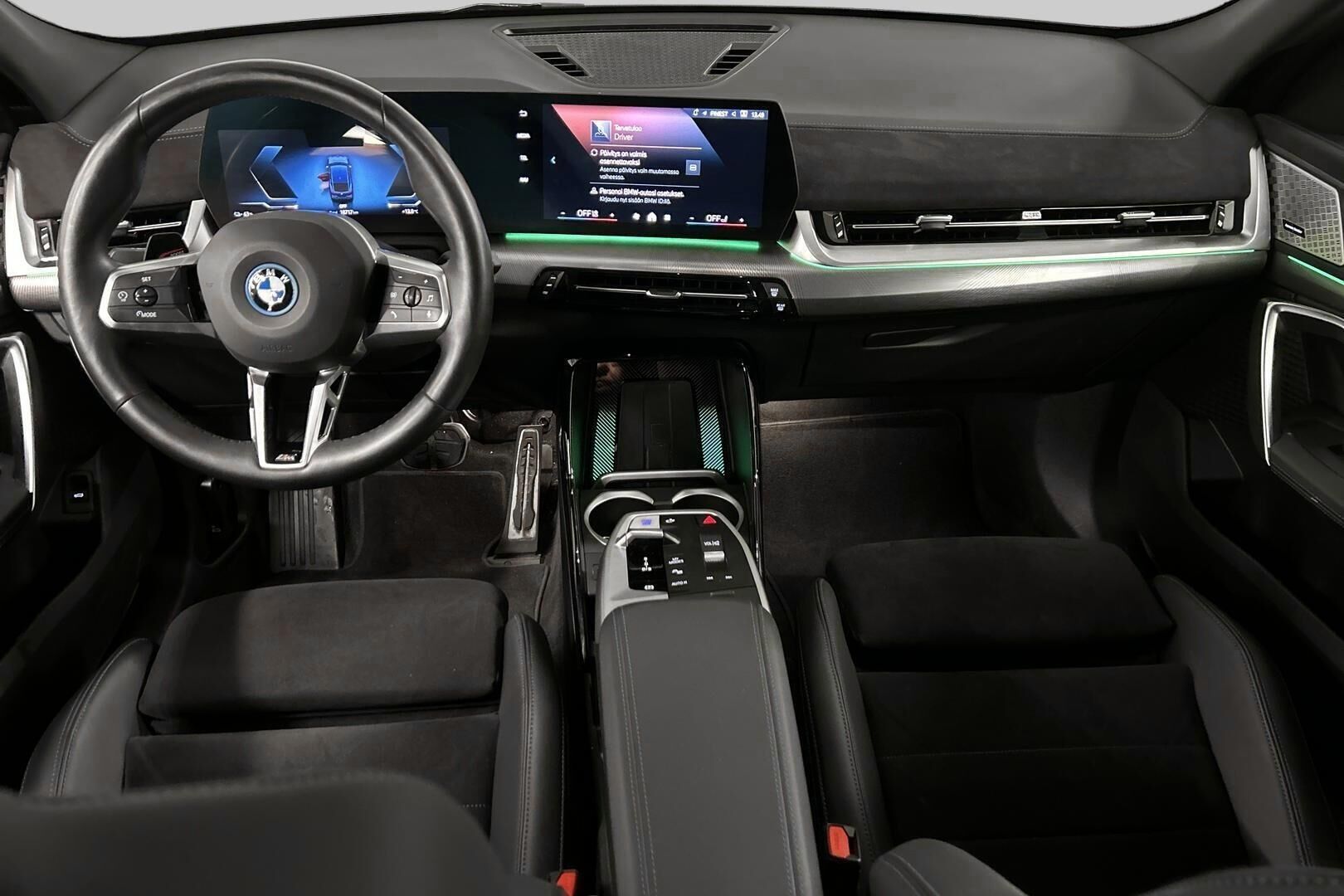BMW iX2 iso kuva 11