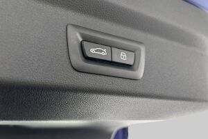 BMW iX2 esikatselu 13