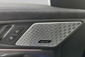 BMW iX2 esikatselu 17