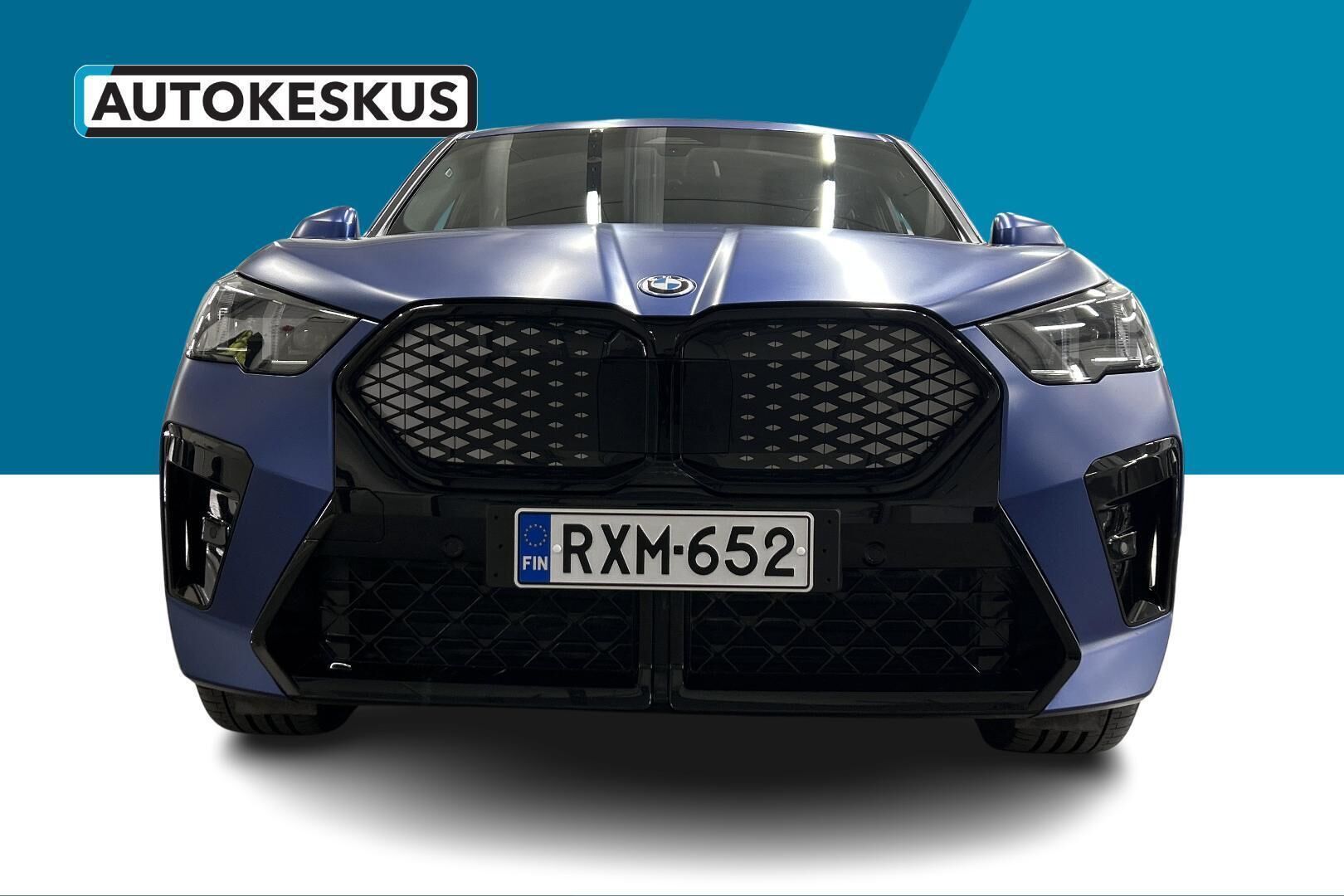 BMW iX2 iso kuva 2