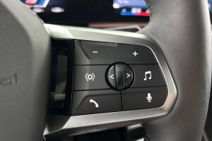 BMW iX2 esikatselu 28