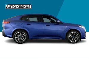 BMW iX2 esikatselu 5