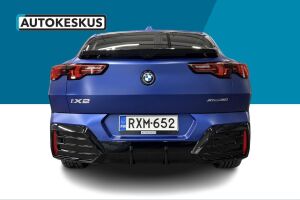 BMW iX2 esikatselu 6