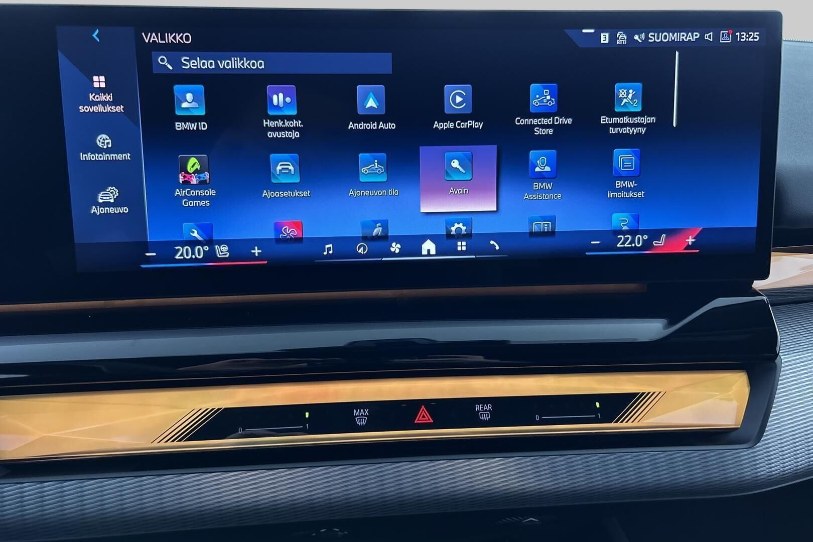 BMW I5 iso kuva 17