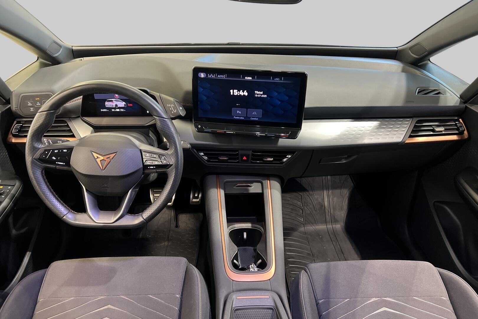 CUPRA BORN iso kuva 8