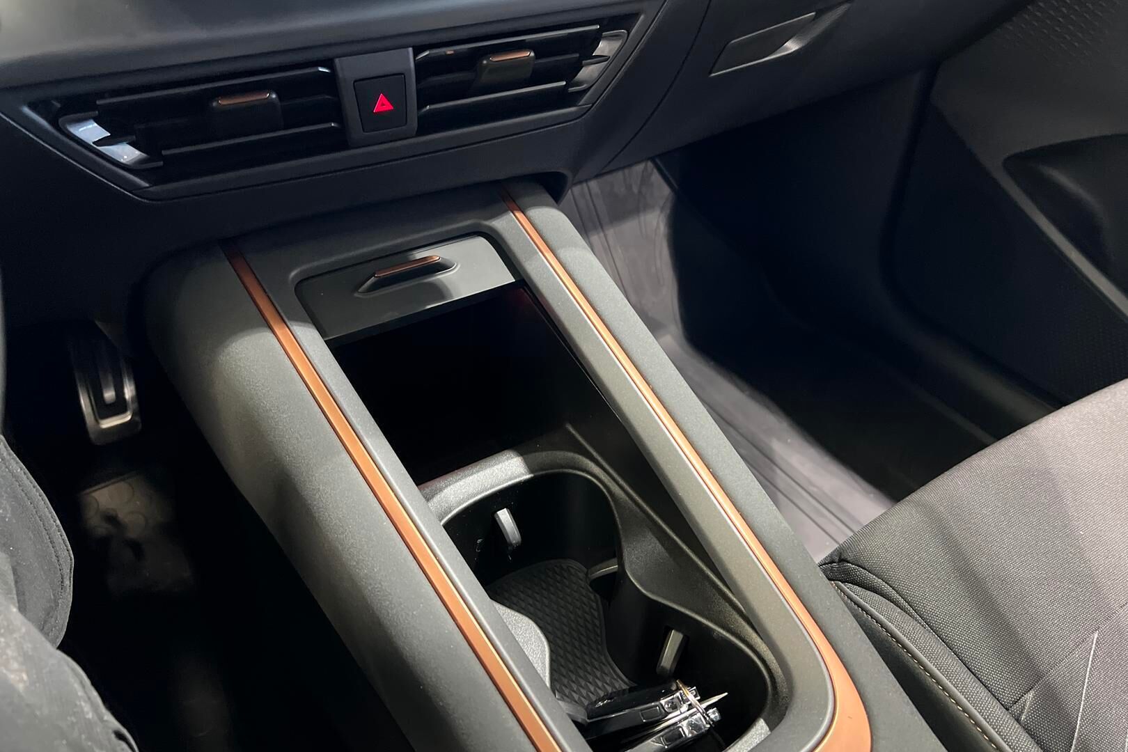 CUPRA BORN iso kuva 18