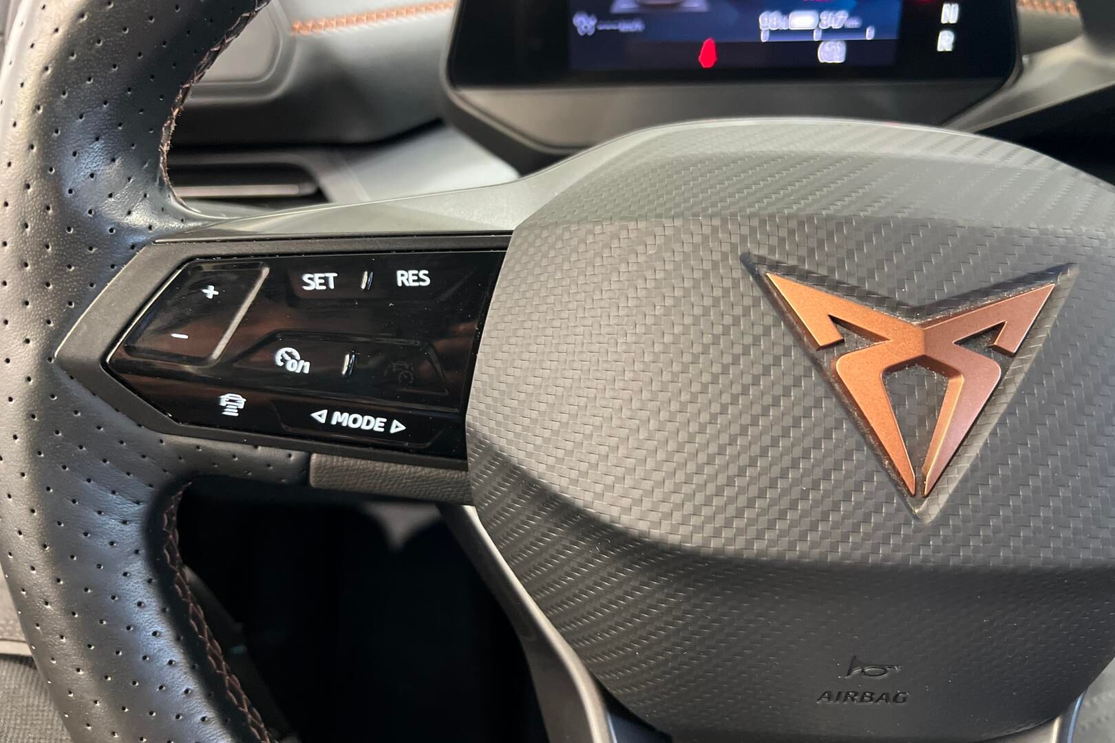 CUPRA BORN iso kuva 19