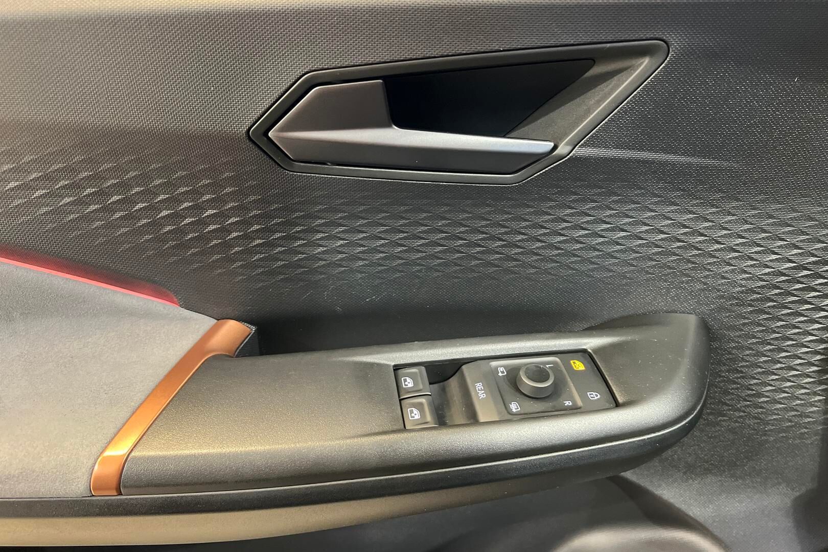 CUPRA BORN iso kuva 29