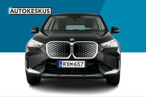 BMW iX1 esikatselu 1