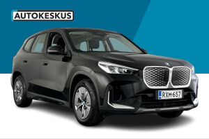 BMW iX1 esikatselu 2