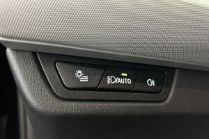 BMW iX1 esikatselu 28