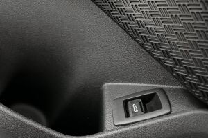 BMW iX1 esikatselu 29