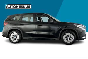 BMW iX1 esikatselu 3