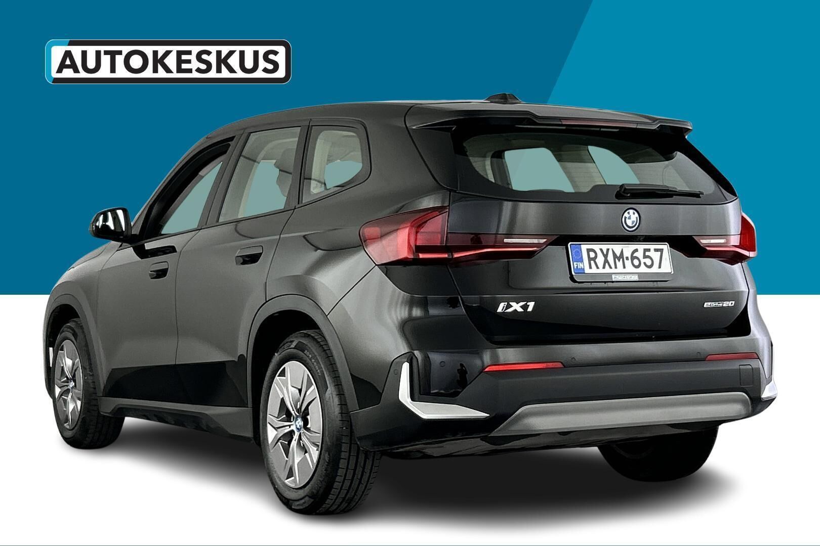 BMW IX1 iso kuva 20