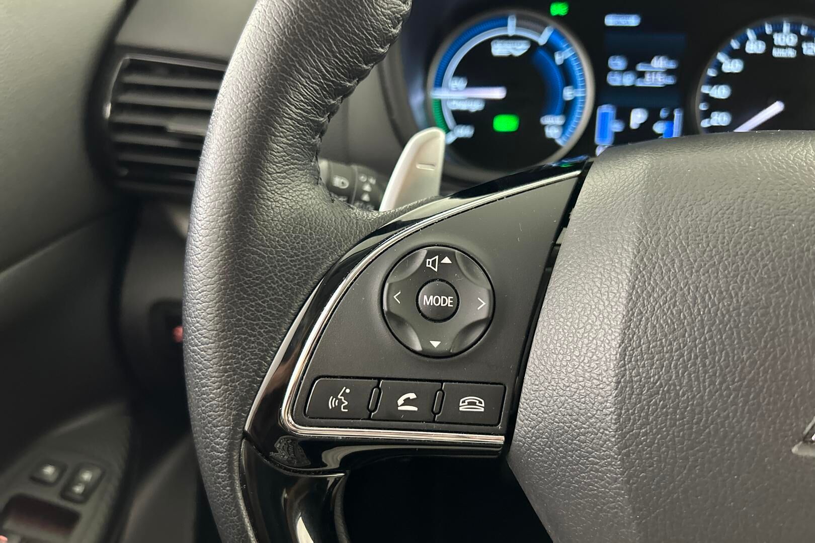 MITSUBISHI Eclipse Cross iso kuva 23