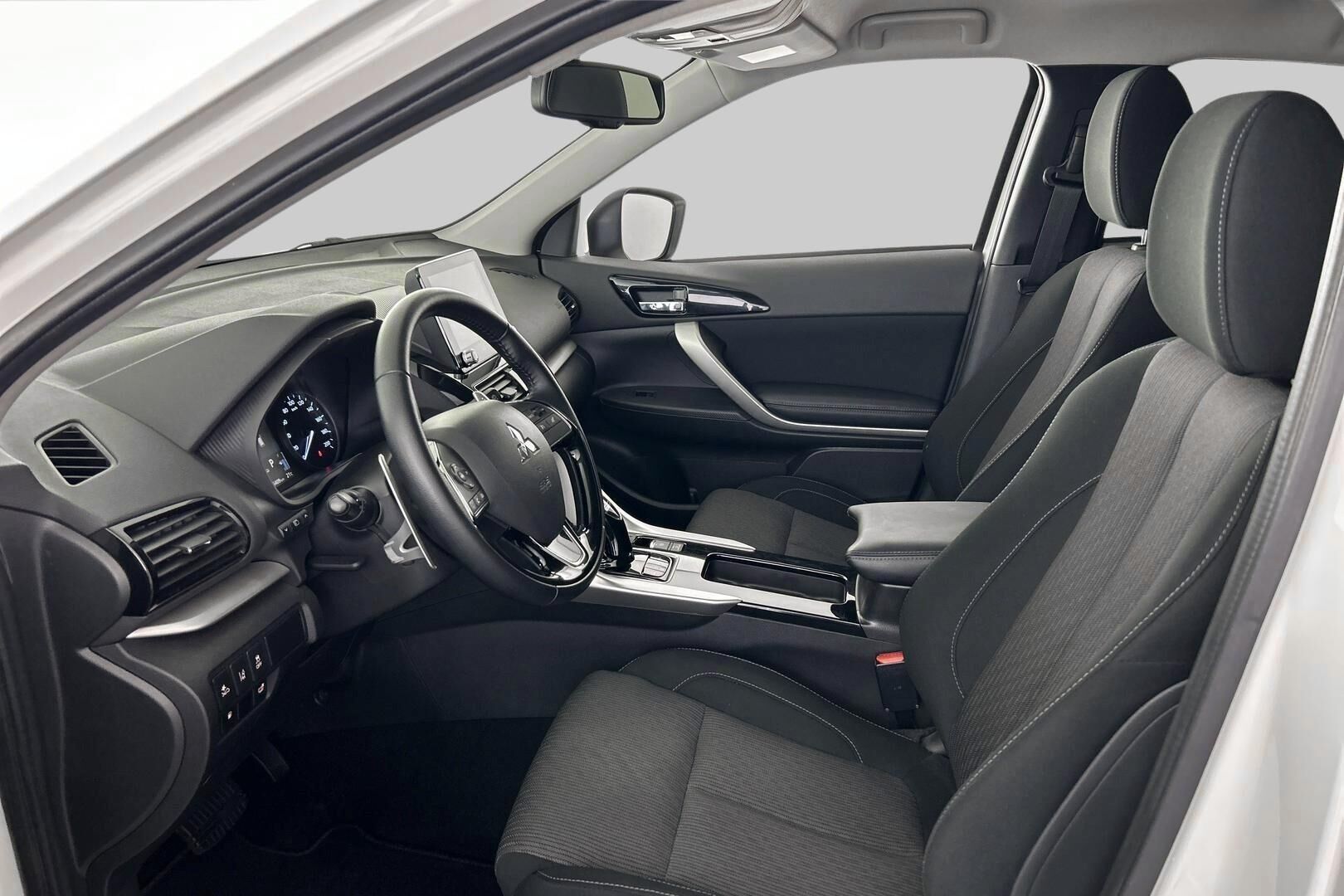 MITSUBISHI Eclipse Cross iso kuva 9