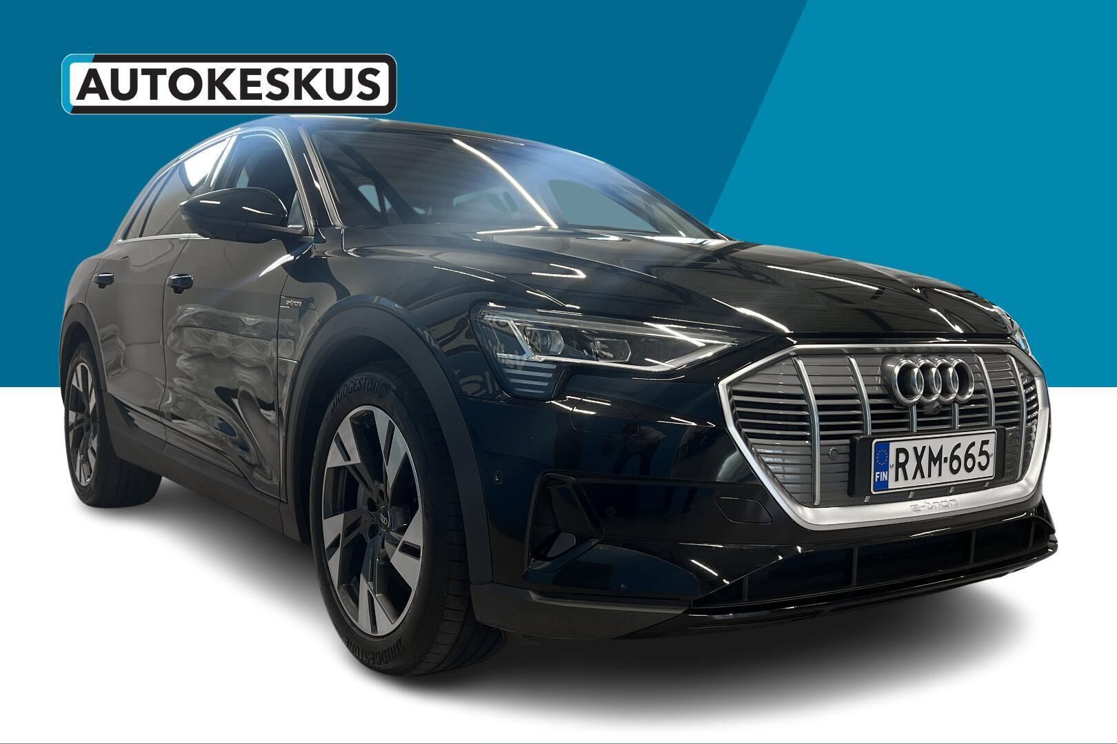 AUDI E-TRON iso kuva 2