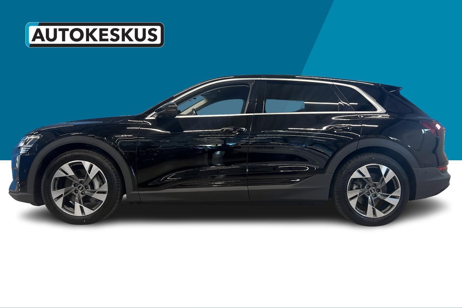 AUDI E-TRON iso kuva 7