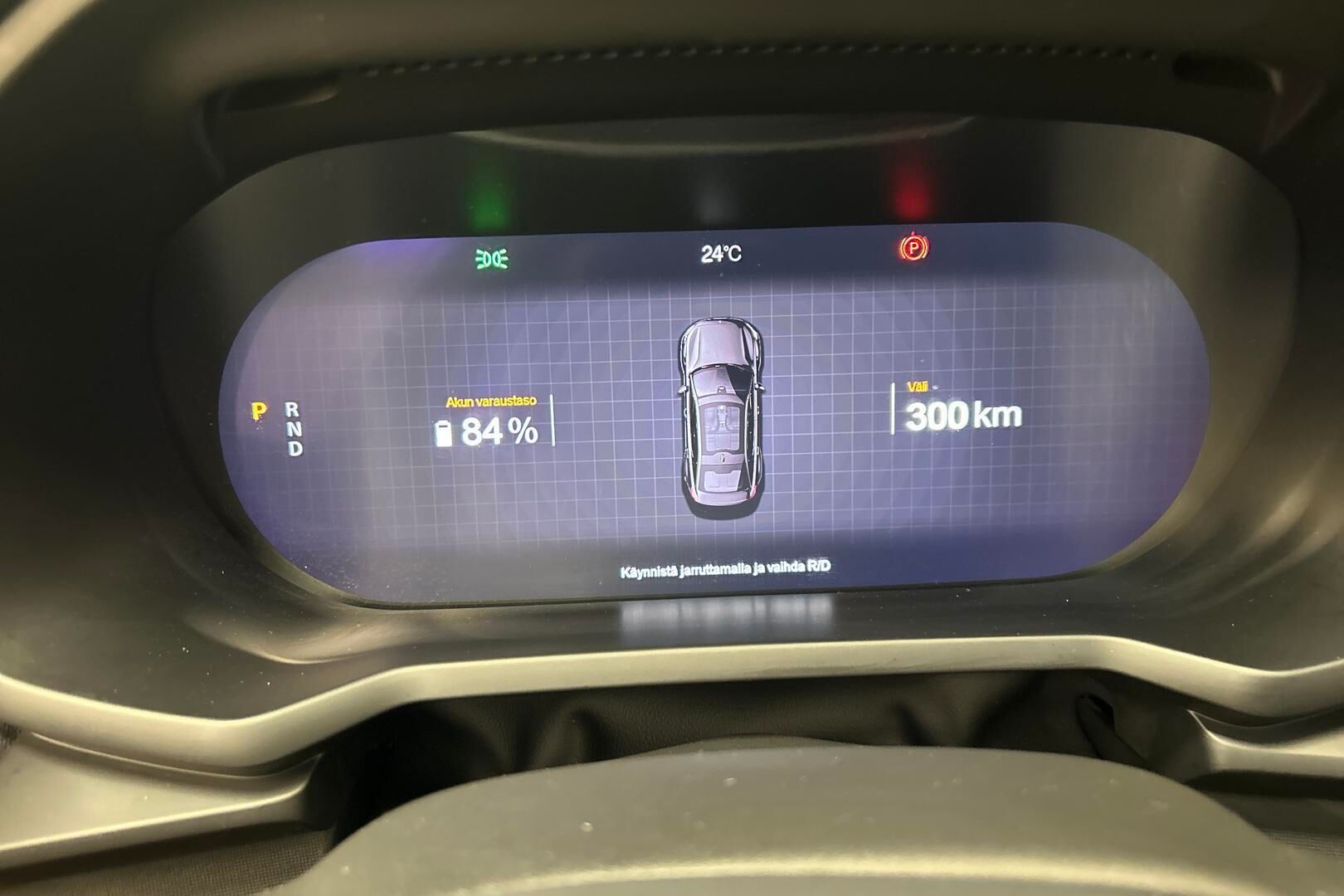 POLESTAR 2 iso kuva 14
