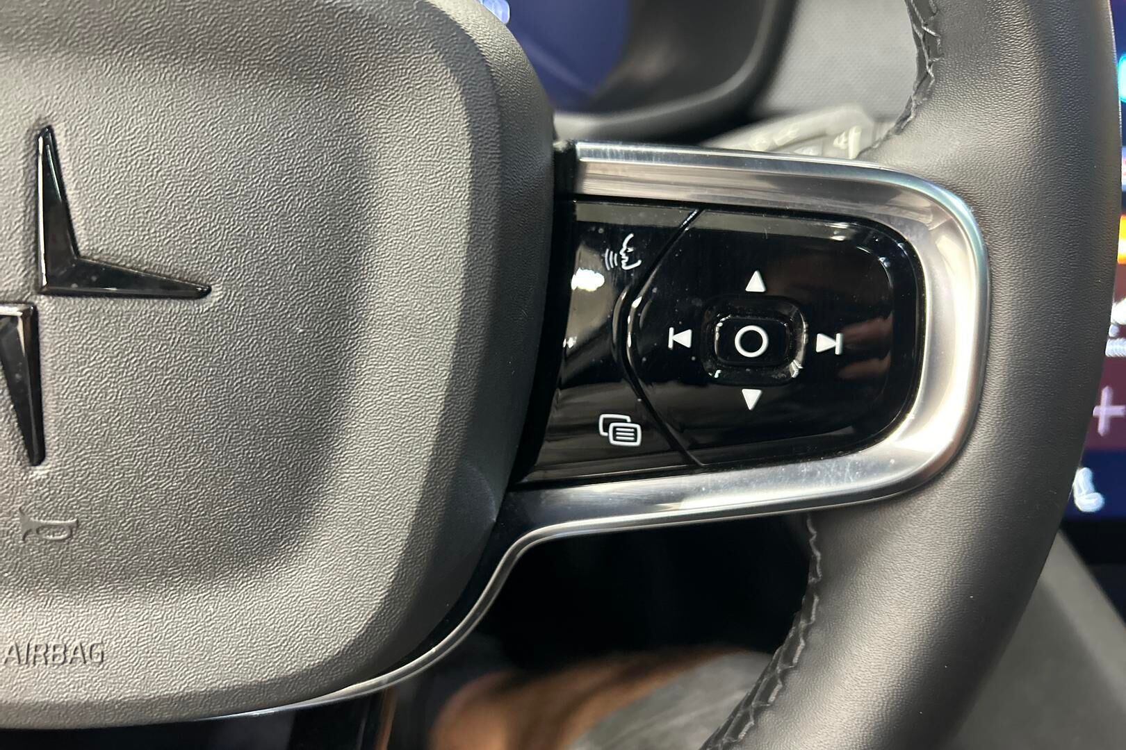 POLESTAR 2 iso kuva 16