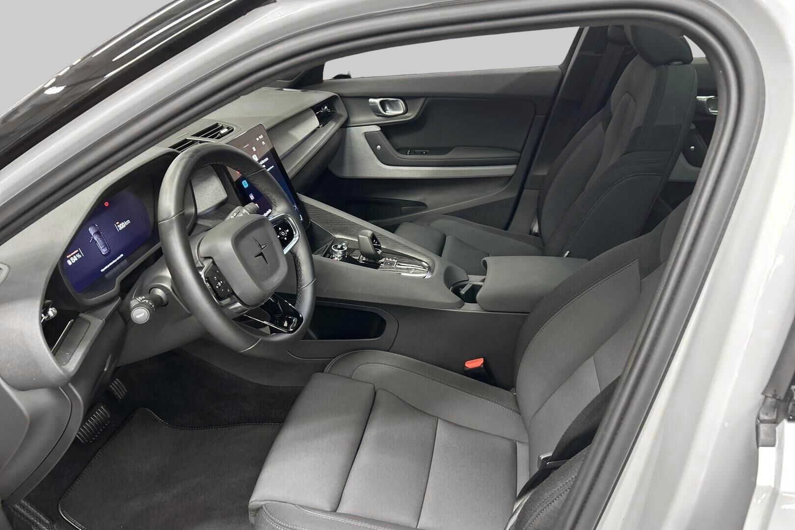 POLESTAR 2 iso kuva 9