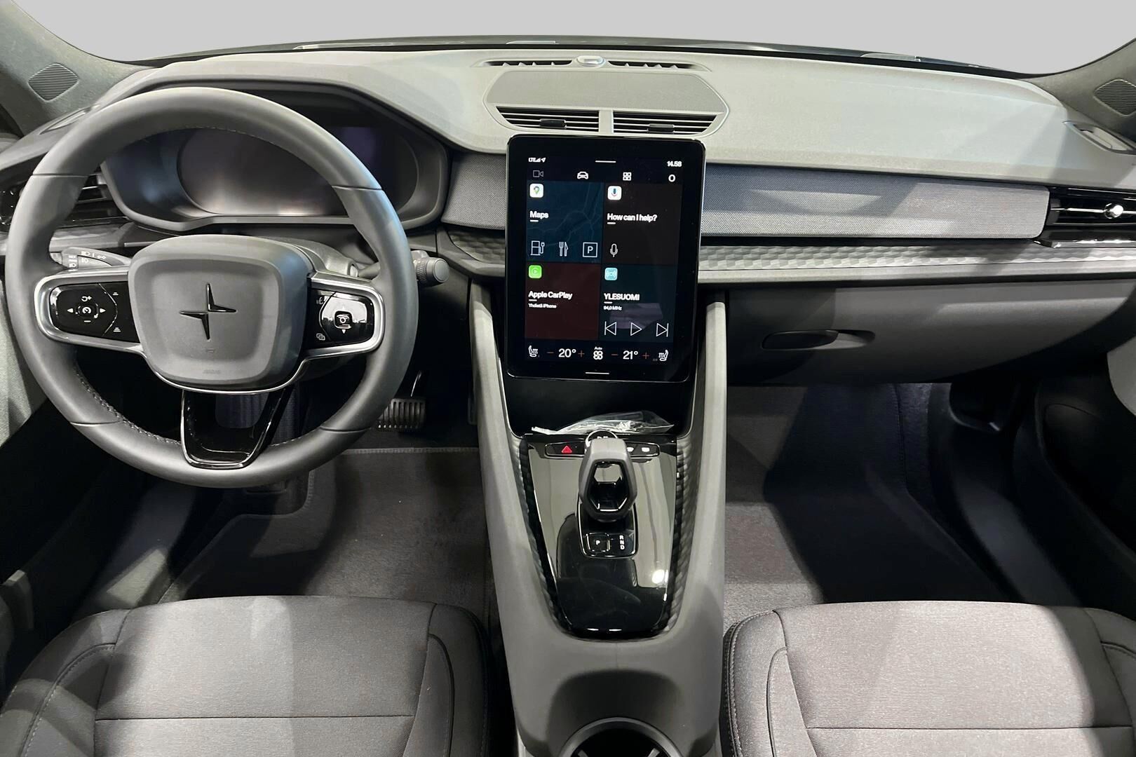 POLESTAR 2 iso kuva 10