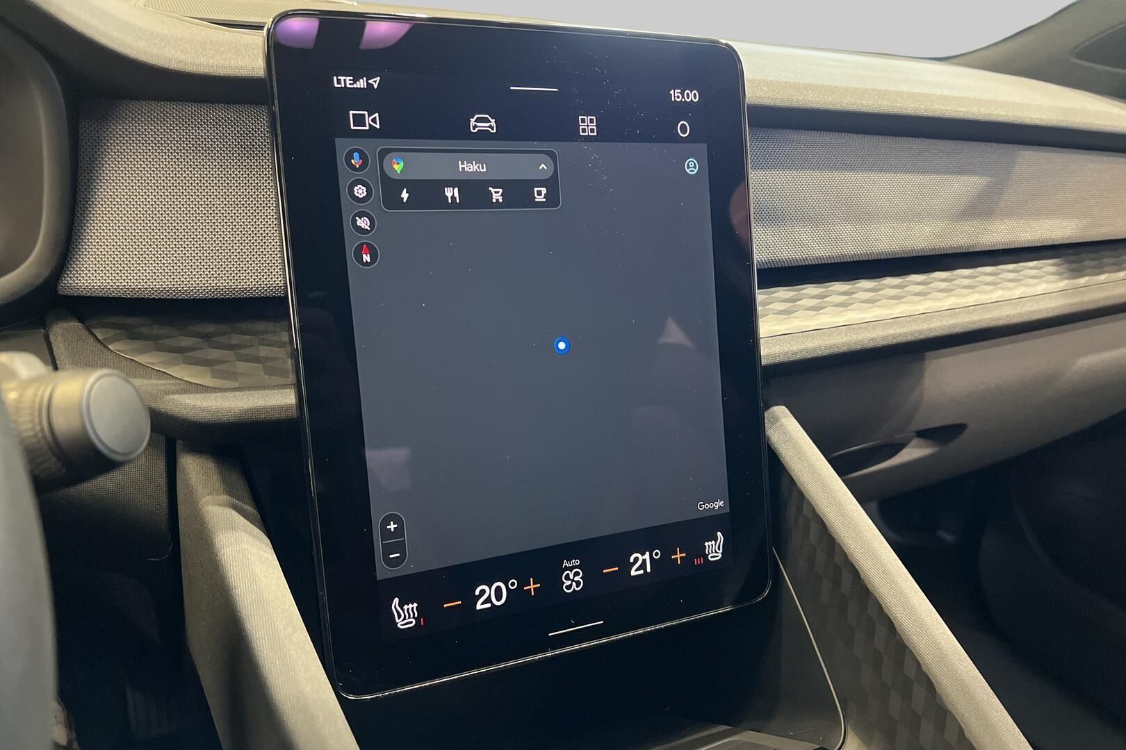 POLESTAR 2 iso kuva 14