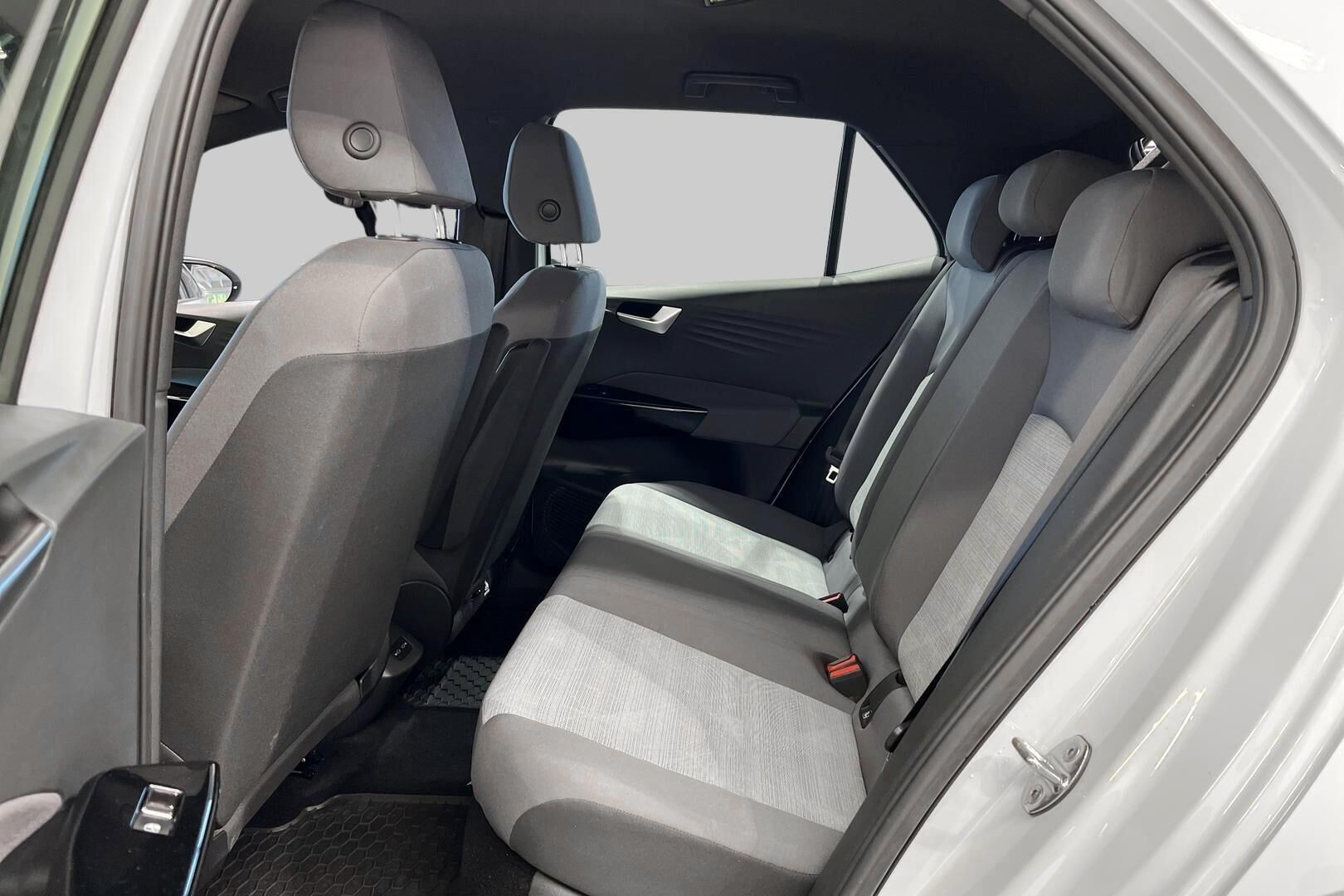 VOLKSWAGEN ID.3 iso kuva 9