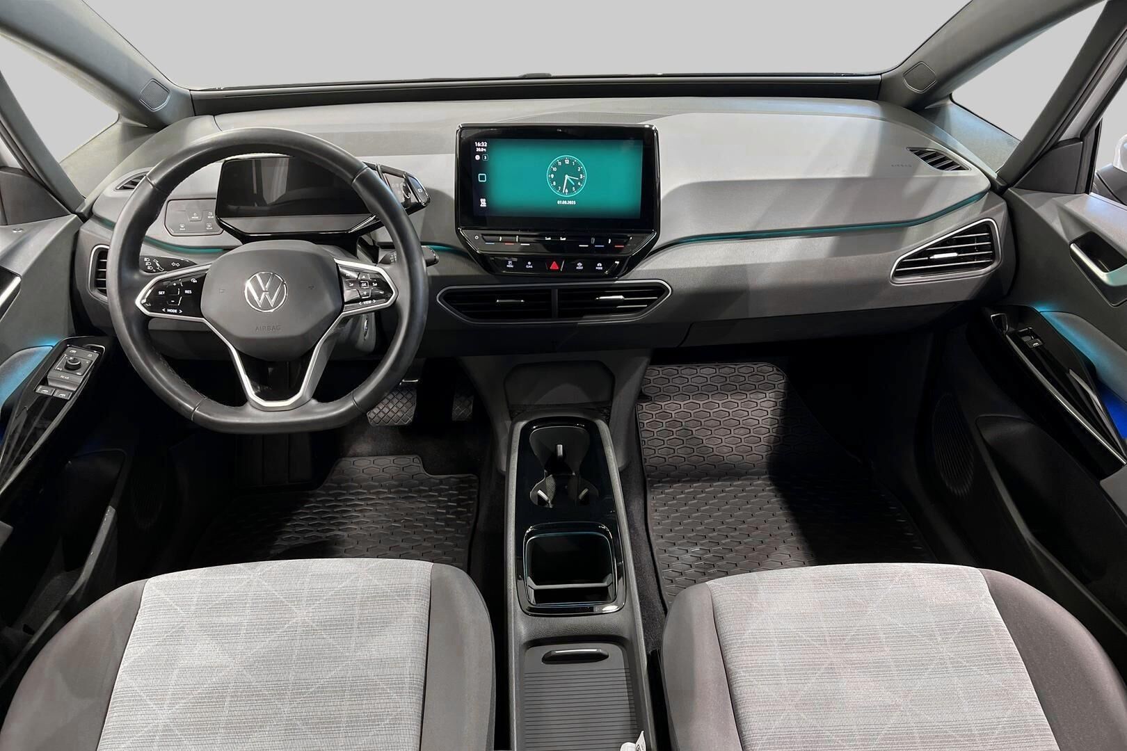 VOLKSWAGEN ID.3 iso kuva 10