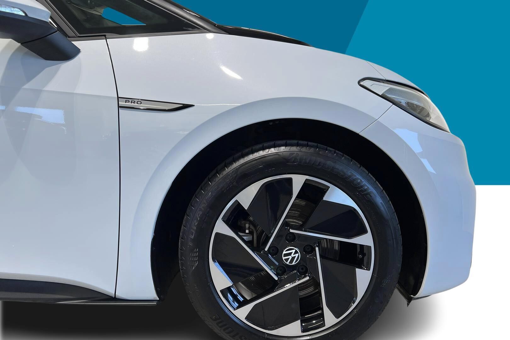 VOLKSWAGEN ID.3 iso kuva 12