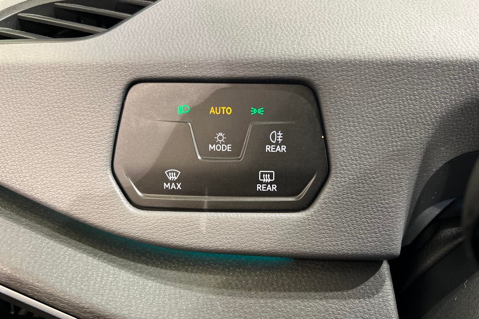 VOLKSWAGEN ID.3 iso kuva 23