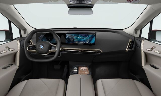 BMW iX